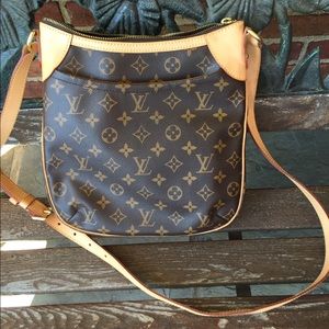 Louis Vuitton Shoulder Bag