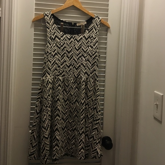 Black and white dress