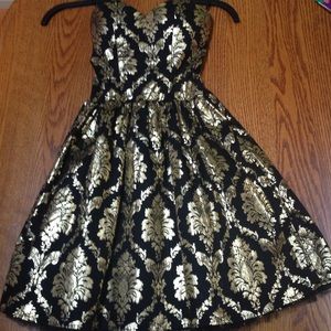 Stunning short strapless occasion/party dress