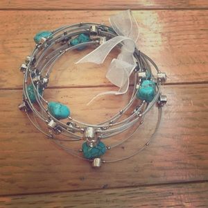 Turquoise and Wire bracelet