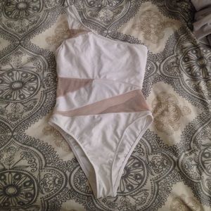 SEE THRU ONE PIECE SWIMSUIT👀 Size S (2-4)