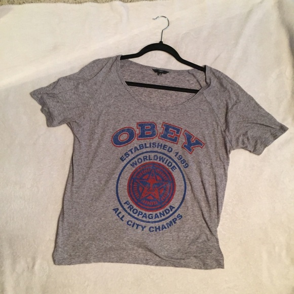 Obey tshirt