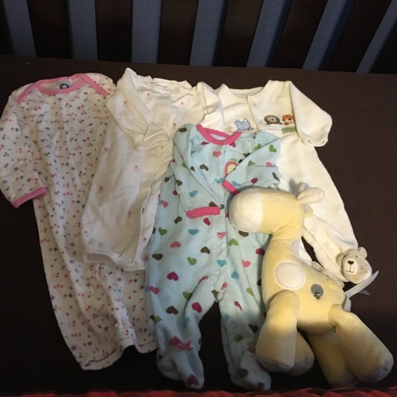 4 Newborn girl sleepers.
