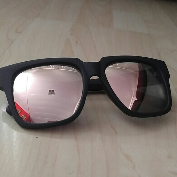 Quay Australia On The Prowl Sunglasses