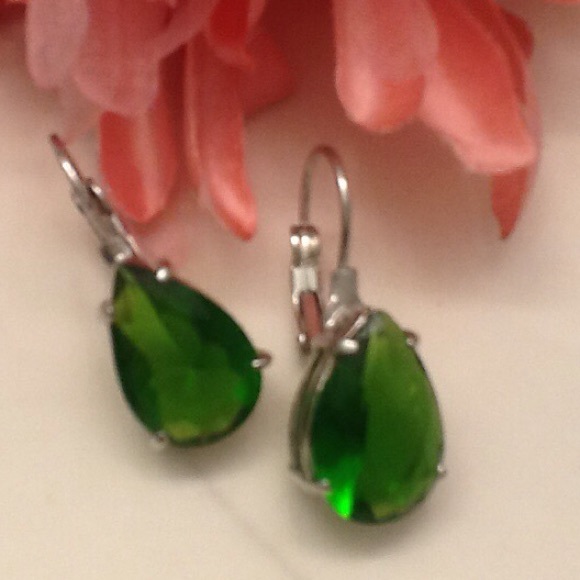 SOLD IN A BUNDLE - Picture 4 of 4