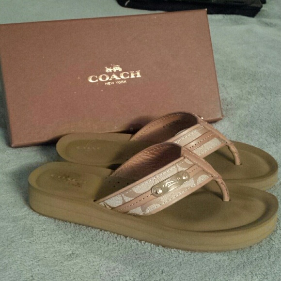 Authentic Coach Jodee sandals