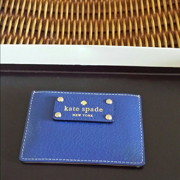 Kate Spade  credit  card  holder.