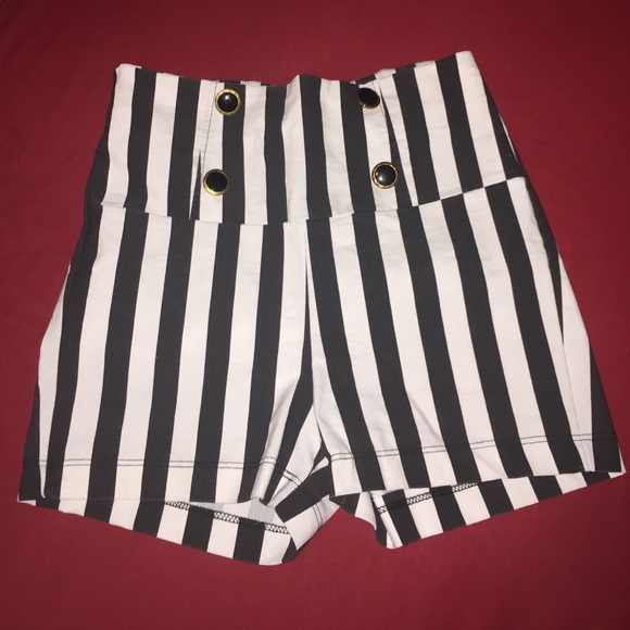 High waisted pin striped shorts