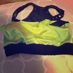 Sports bra