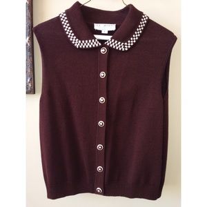 St. John sleeveless pullover!