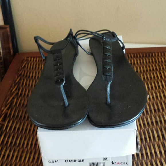 Black  sandals  91/2 M