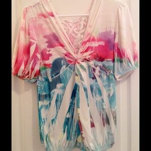 Colorful Lace-back Blouse