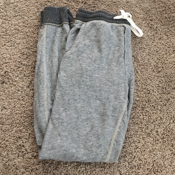 Light/dark grey joggers!