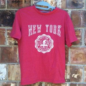 Red short-sleeved shirt