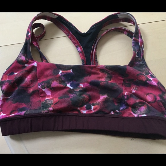 lululemon athletica Other - Lululemon Splendor Sports Bra Sz 6 VGUC