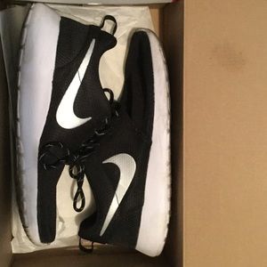 Nike Roshe Runs