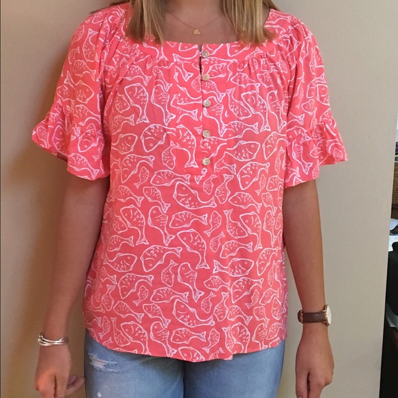 50 PERCENT OFF vineyard vines Tunic-- pink S