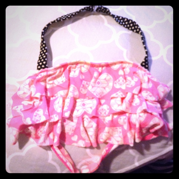 Bathing suit