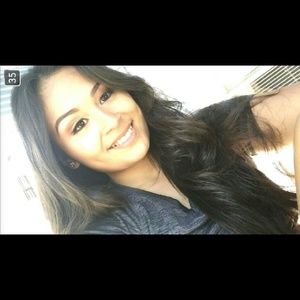 Meet your Posher, Karina