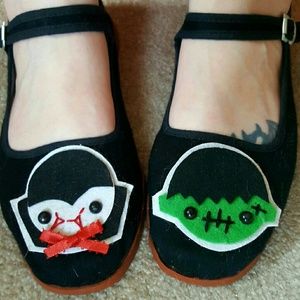 Dracula vs. Frankenstein Flats