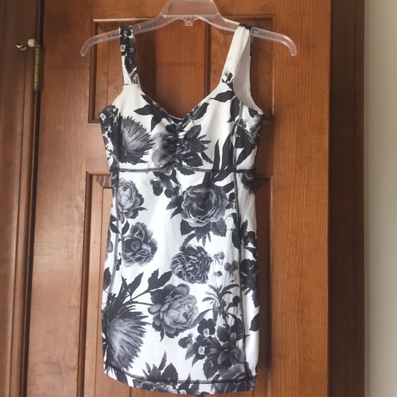 Lululemon Black & White Floral Tank
