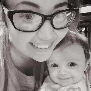 Meet your Posher, Hayley