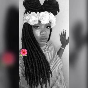 Meet your Posher, Chey