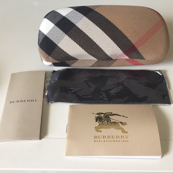 Authentic Burberry 57 mm Cat Eye Sunglasses - Picture 3 of 4