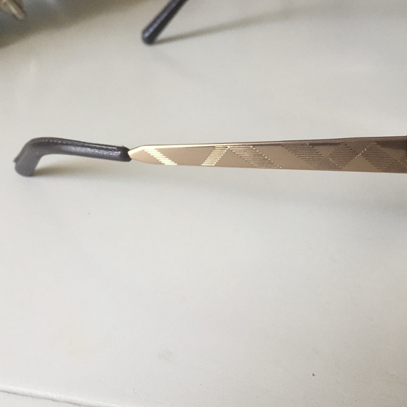 Authentic Burberry 57 mm Cat Eye Sunglasses - Picture 4 of 4