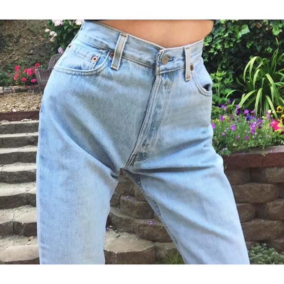 🚫SOLD🚫🍍Vintage Levi's 501 Lightwash Jeans 28🍍 - Picture 3 of 4