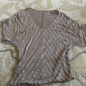 On hold! Taupe and silver top