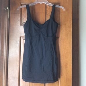 Lululemon black tank