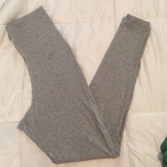 Nike leggings