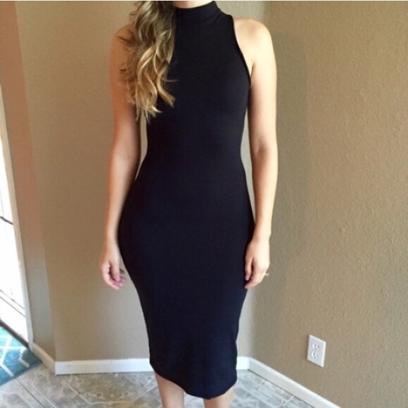 •LAST 1• Black High Neck Midi Dress - Picture 2 of 4