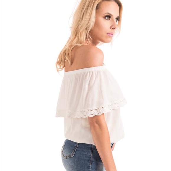 *Off The Shoulder Blouse - Picture 2 of 4