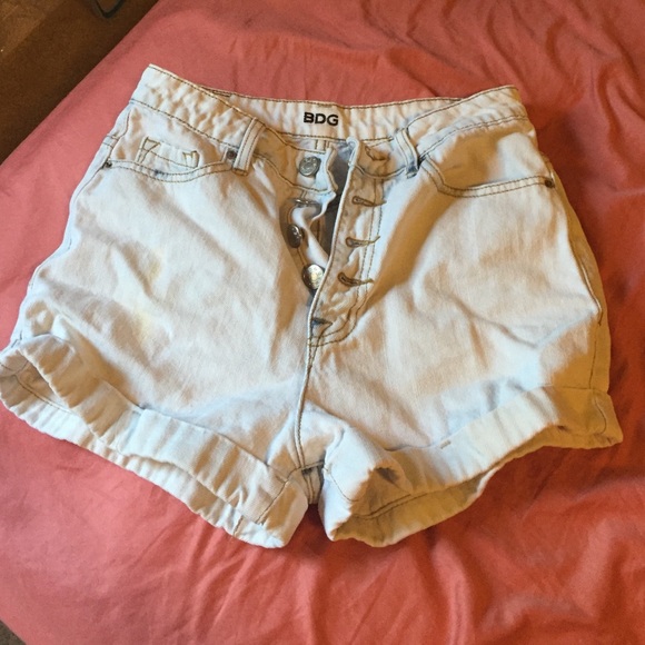 BDG Lightwash Denim Highrise Shorts
