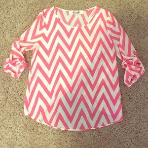 🎉Sale! Pink and white chevron shirt