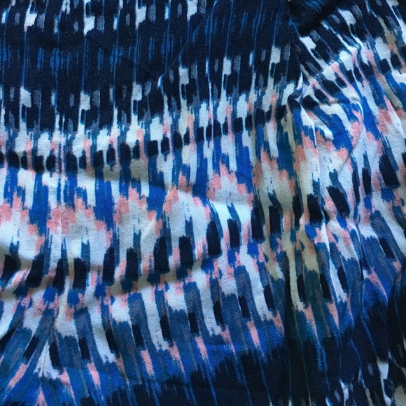 flowy shorts - Picture 2 of 2