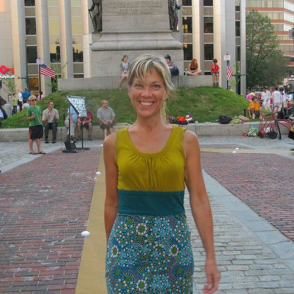 Meet your Posher, Suzanne - Picture 1 of 1