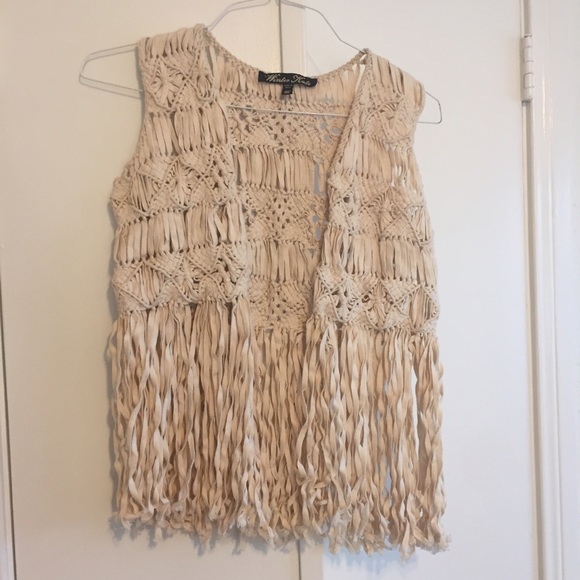 Winter Kate Woven Vest with Fringe - M