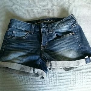 American eagle denim shorts size 4