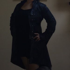 brocade military coat 😍👏🏻