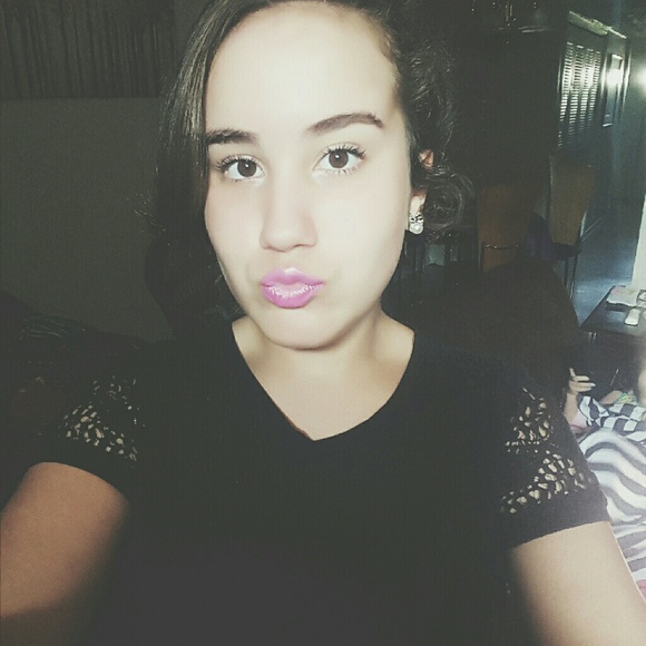 Meet your Posher, Yailen