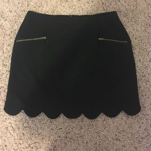 Sale! Black scalloped hem skirt