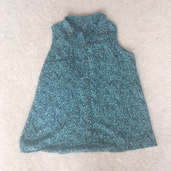 Teal and black tank top