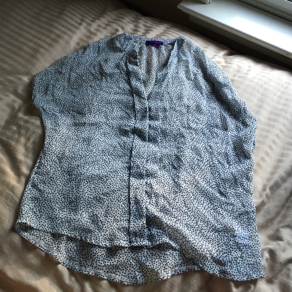 Sheer short sleeve top