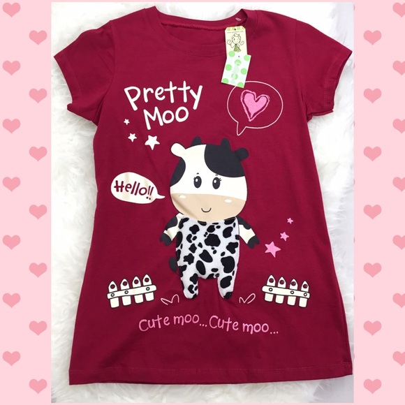 NWT Girls Youth 3D Graphic Tee. Burgundy. Ine Size