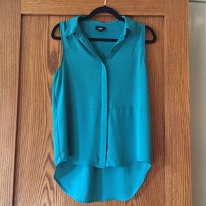 Teal sleeveless blouse