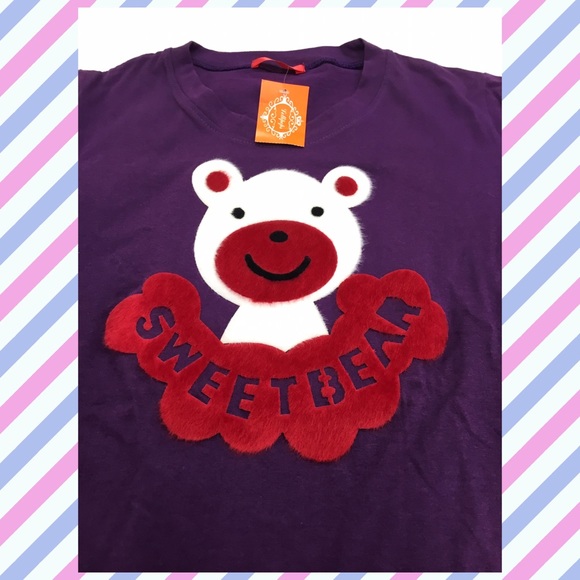 NWT Girls Youth 3D Graphic Tee. Purple. Ine Size.