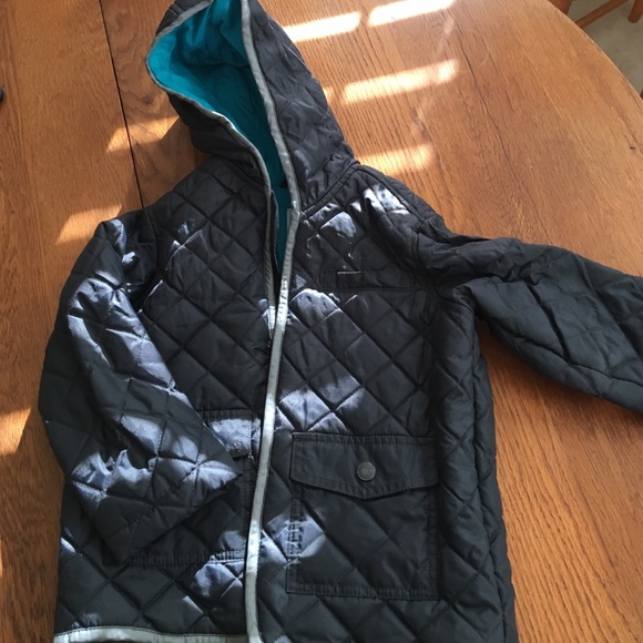 Old navy puffer Jacket not bulky